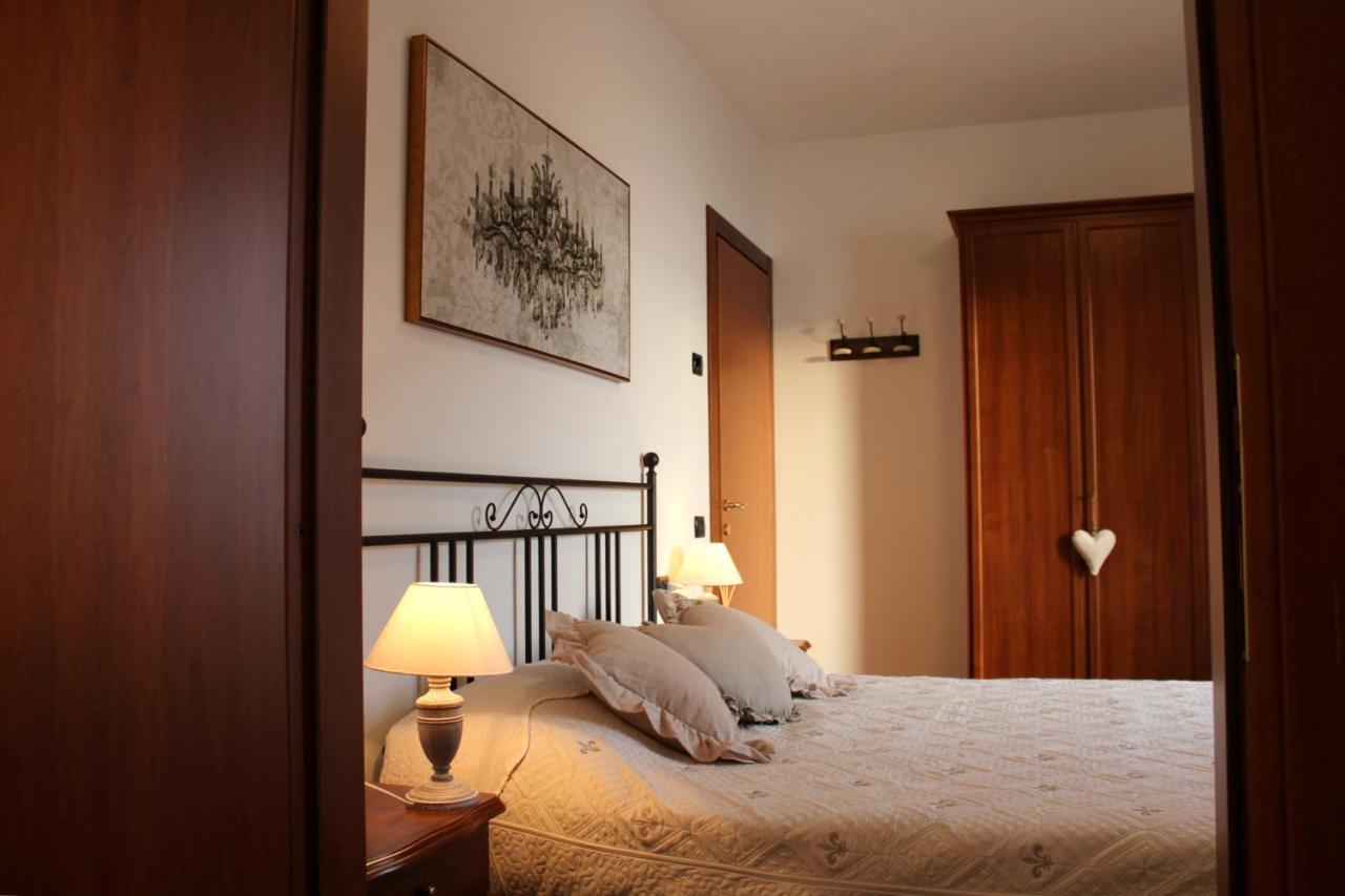 B&B Villa Regina Брунате Экстерьер фото